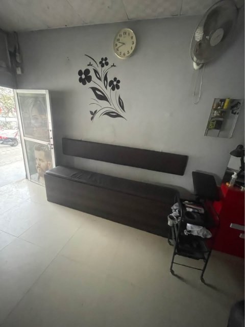 Divine unisex salon for sale, Bharatpur Chitwan