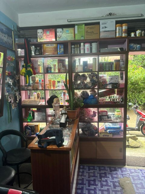 Divya Parlour on Sale